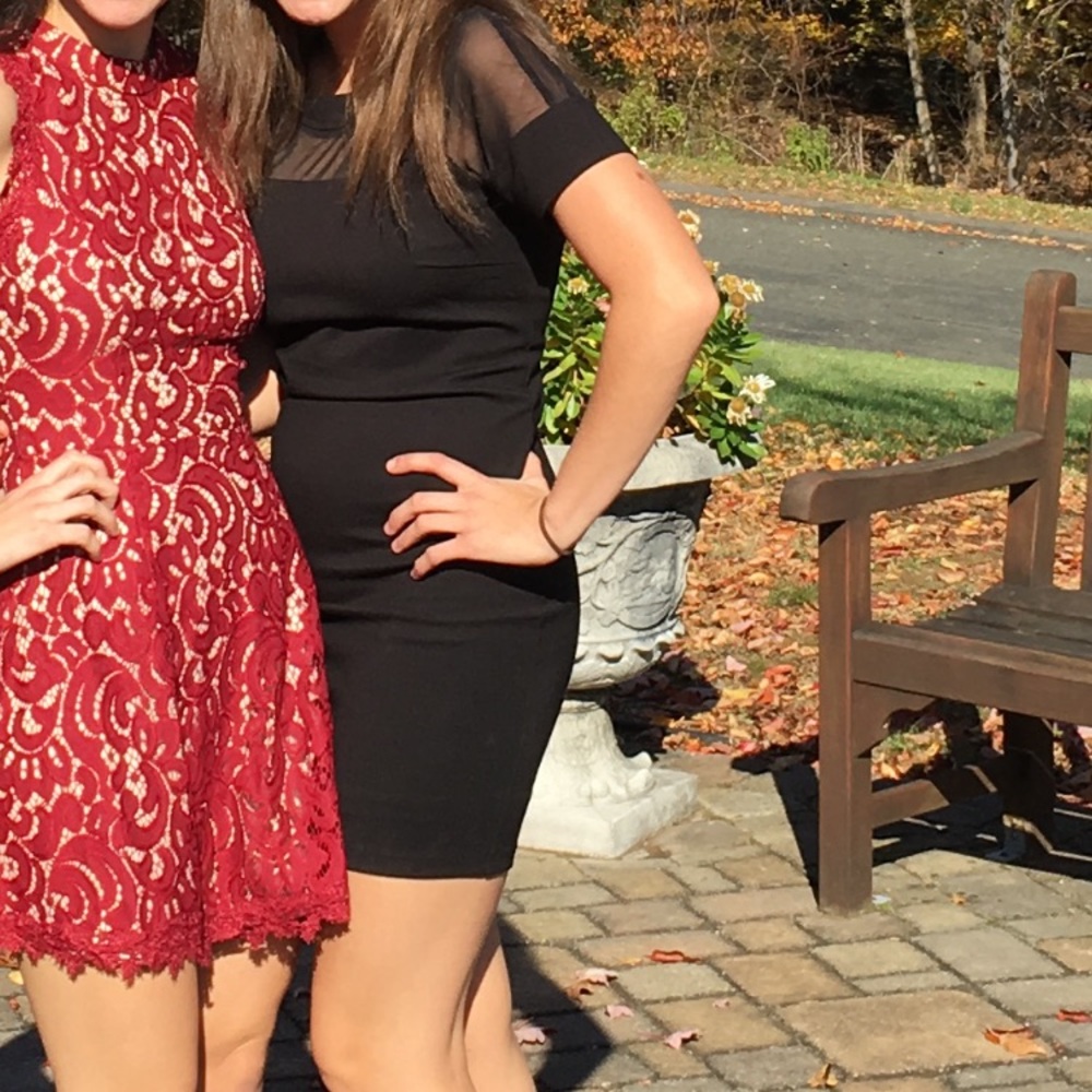 BLACK DRESS!